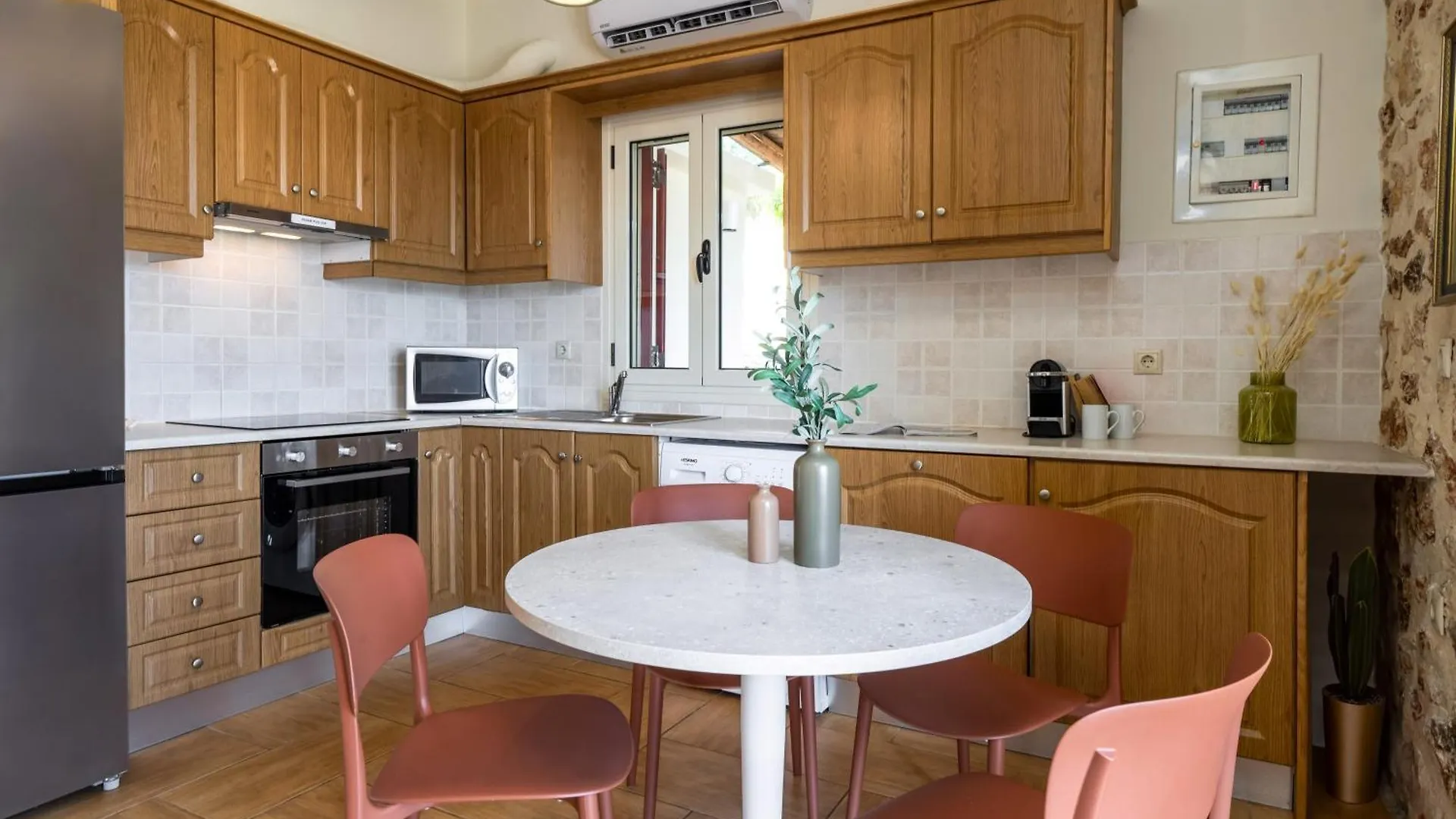 Villa Zoe Ratzaklion 0*,  Greece